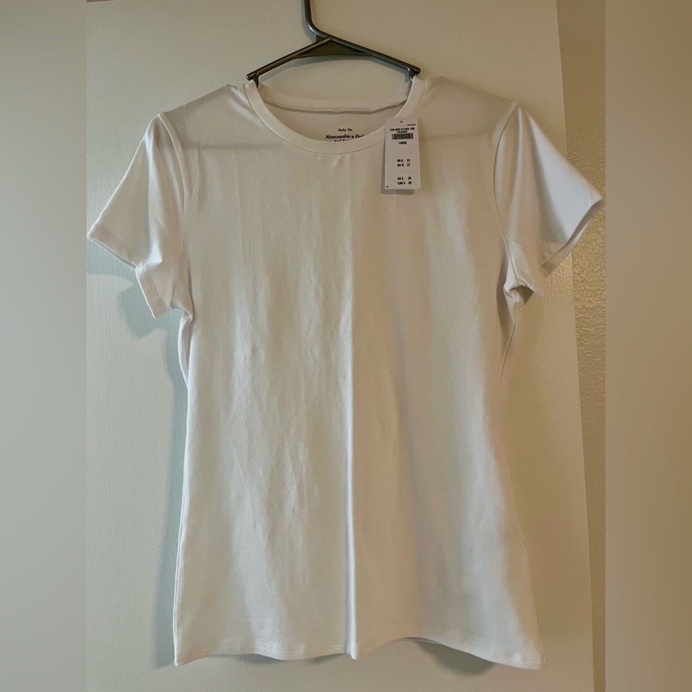 Essential Tuckable Baby Tee